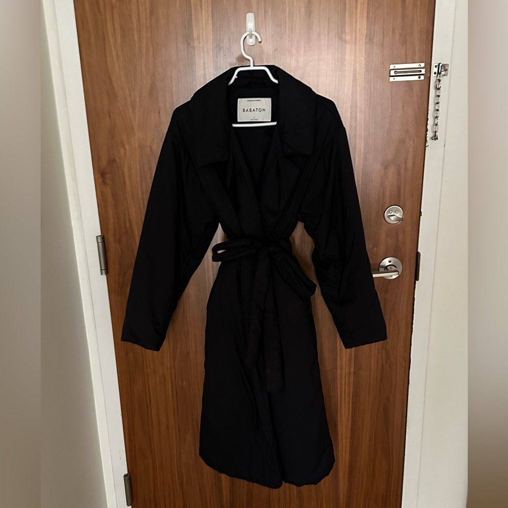 Aritzia Babaton Fairbanks Puffer Trench